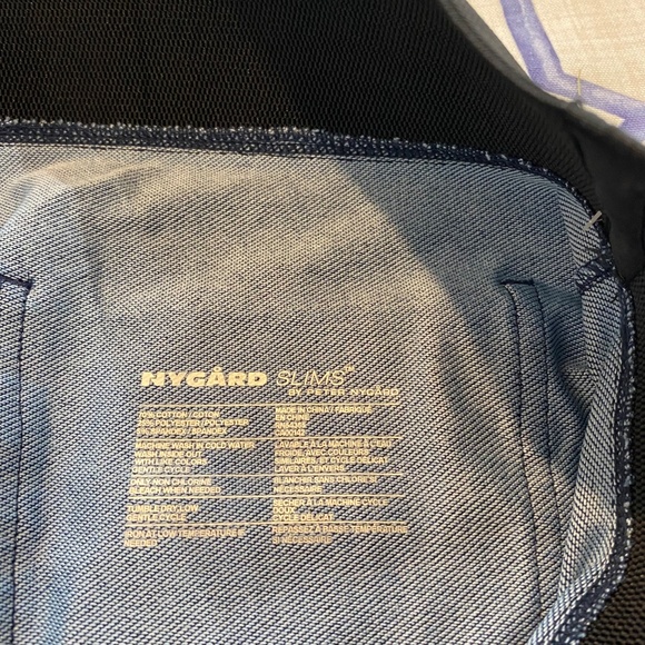 Peter Nygard Slims Capri Size L Missy Indigo - Picture 6 of 6